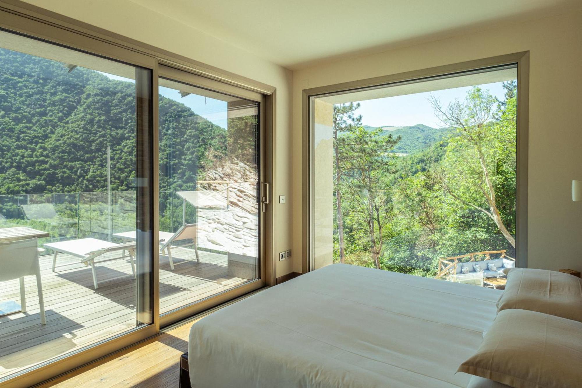 La Forestale Luxury Ecolodge B&B Primo Piano アックアラーニャ エクステリア 写真